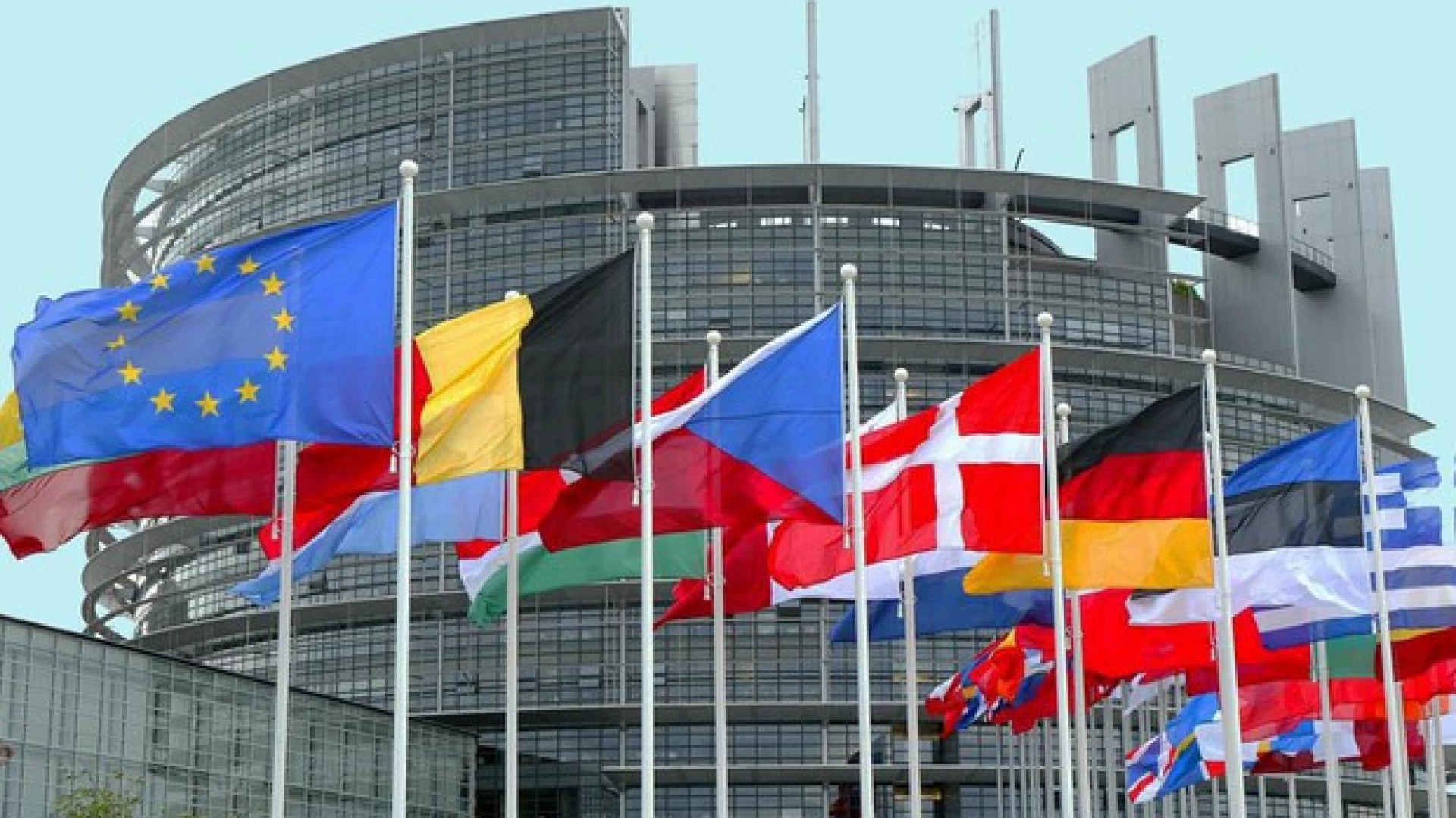 La Settimana Europea delle Regioni e delle Città é in corso a Bruxelles. Molise e Basilicata regioni con più alte percentuali di crescita d’imprese.